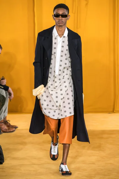 Look 42
